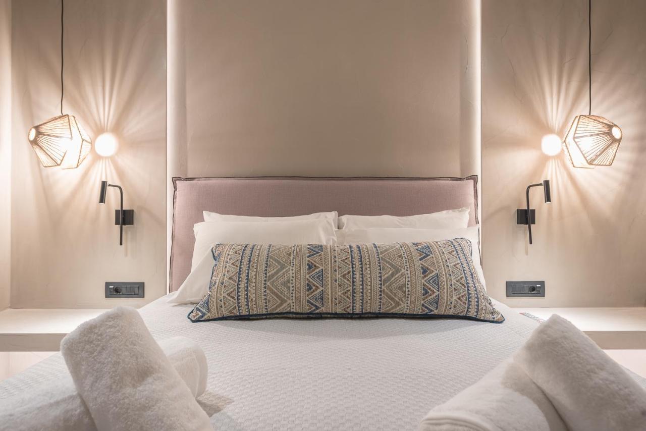 Apollonos 28 Luxury Suites เอเธนส์ ภายนอก รูปภาพ